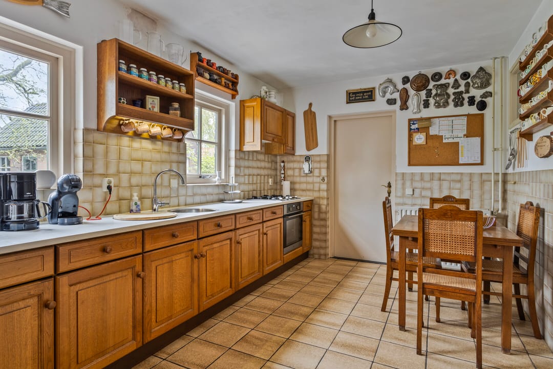 Foto 13 van Burg. Van Houtstraat 92