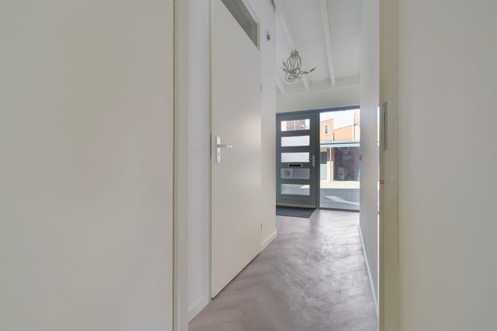 Foto 9 van Kortegolf 8