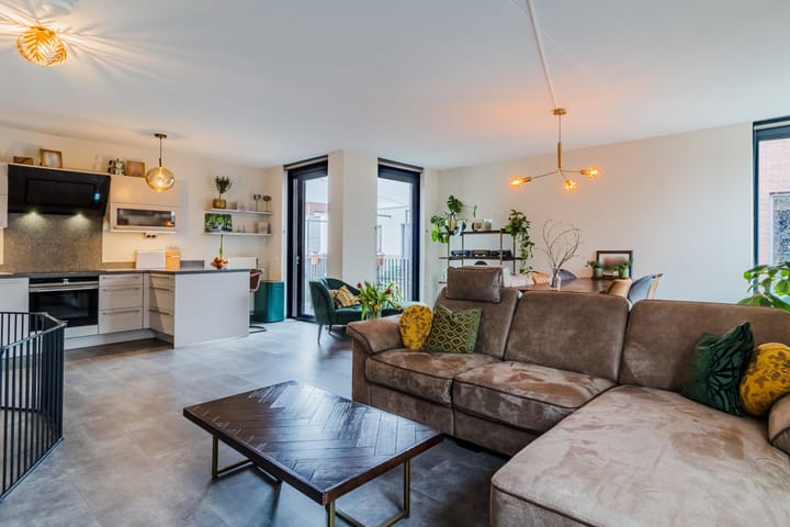 Foto 15 van Los Angelesstraat 42