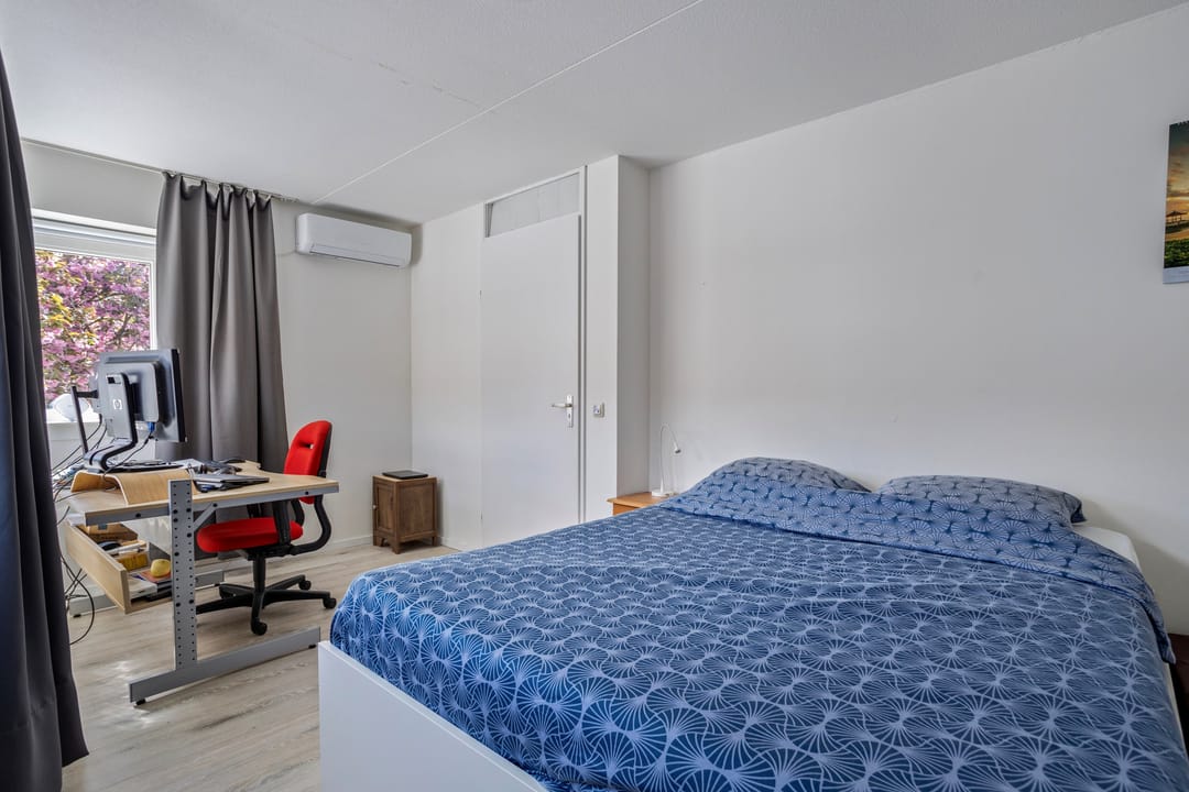 Photo 13 of Flintstraat 16