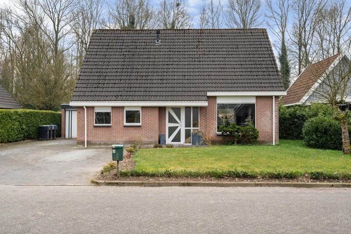 Bekijk foto van De Weidedijk 10