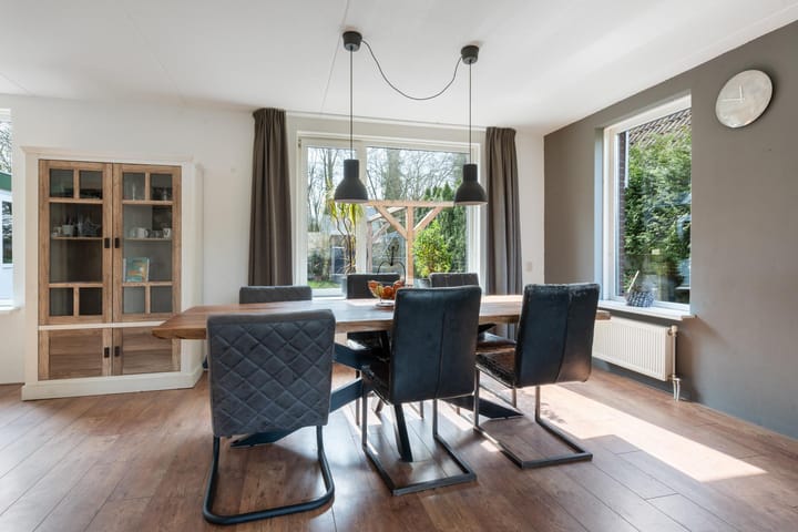 Foto 17 van De Weidedijk 10