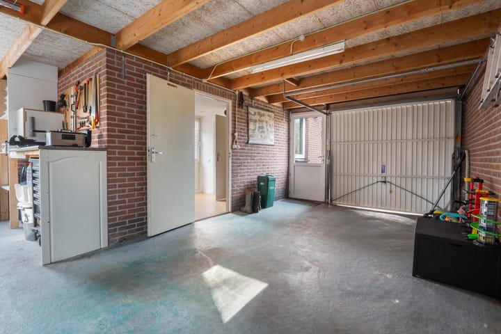 Foto 23 van De Weidedijk 10