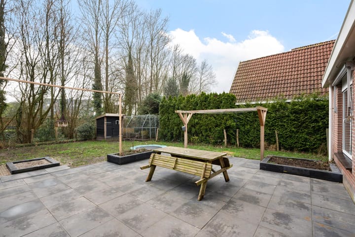 Foto 31 van De Weidedijk 10