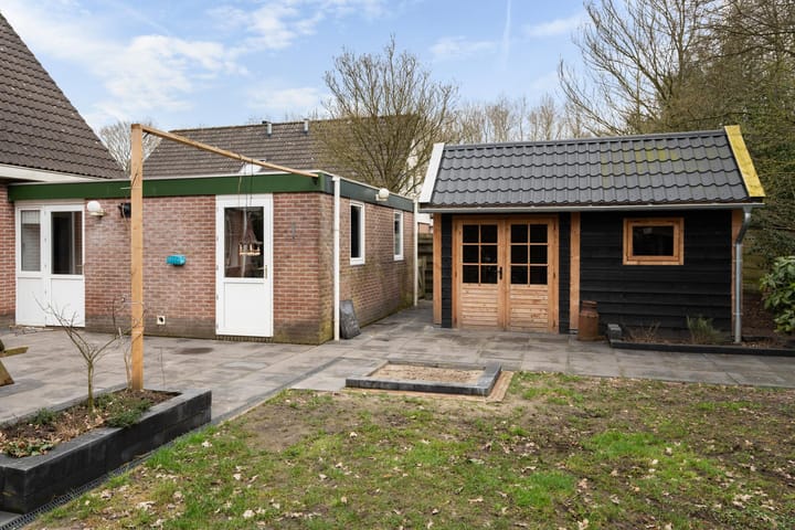 Foto 33 van De Weidedijk 10