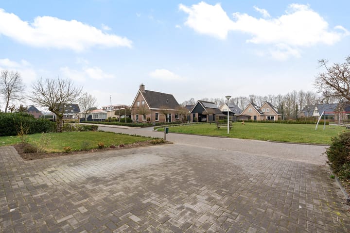 Foto 41 van De Weidedijk 10