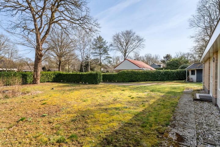 Foto 24 van Hulsthof 32