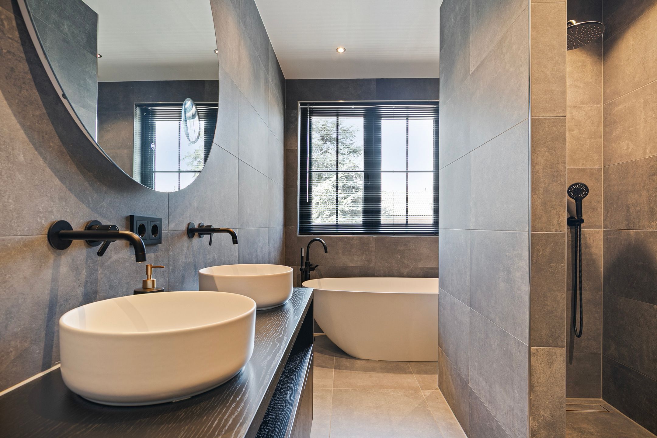 Foto 21 van Derk Wiggersstraat 17