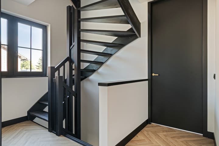 Foto 25 van Derk Wiggersstraat 17