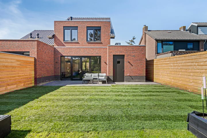 Foto 32 van Derk Wiggersstraat 17