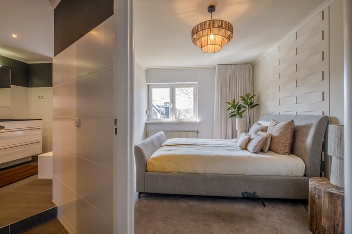 Photo 24 of Allemansweg 3