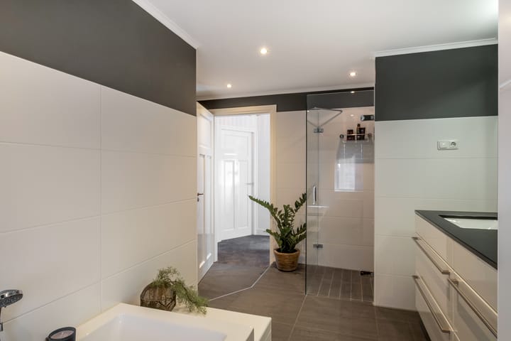 Photo 25 of Allemansweg 3