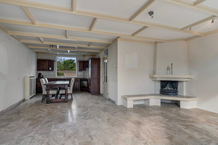 Photo 2 of Eimerick 39