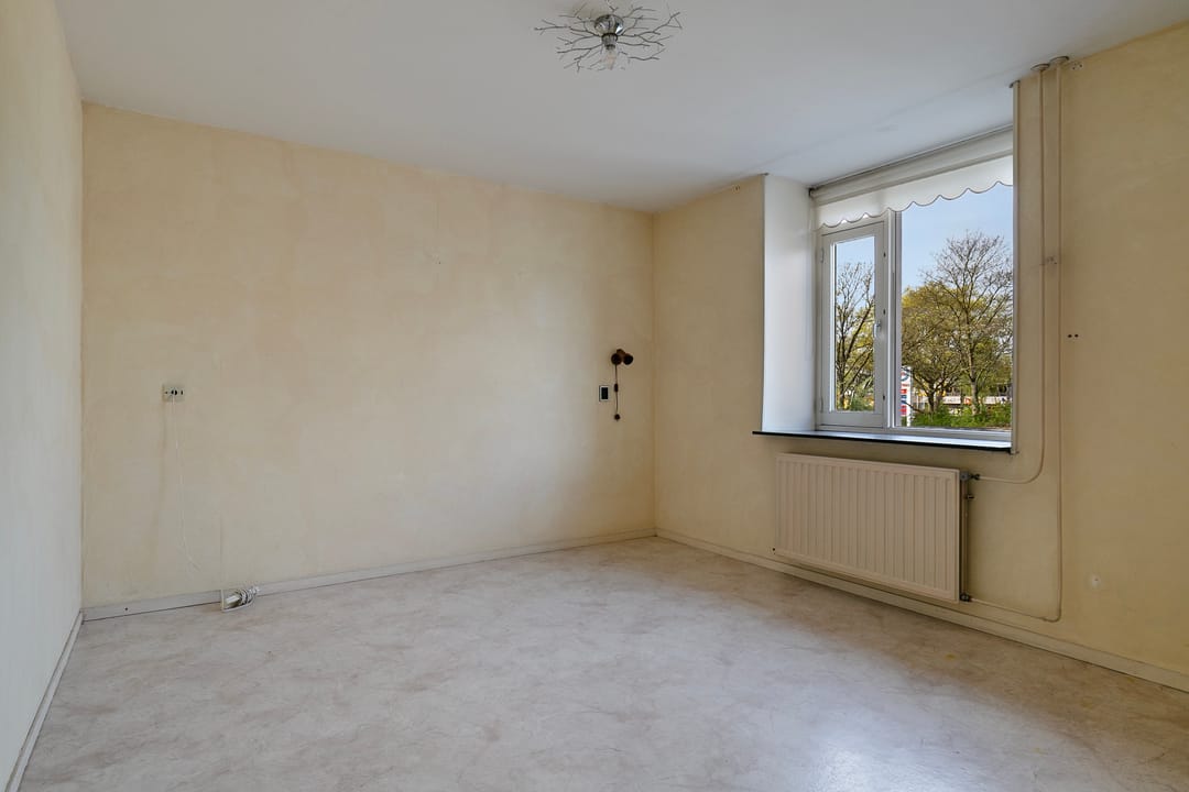 Photo 17 of Eimerick 39