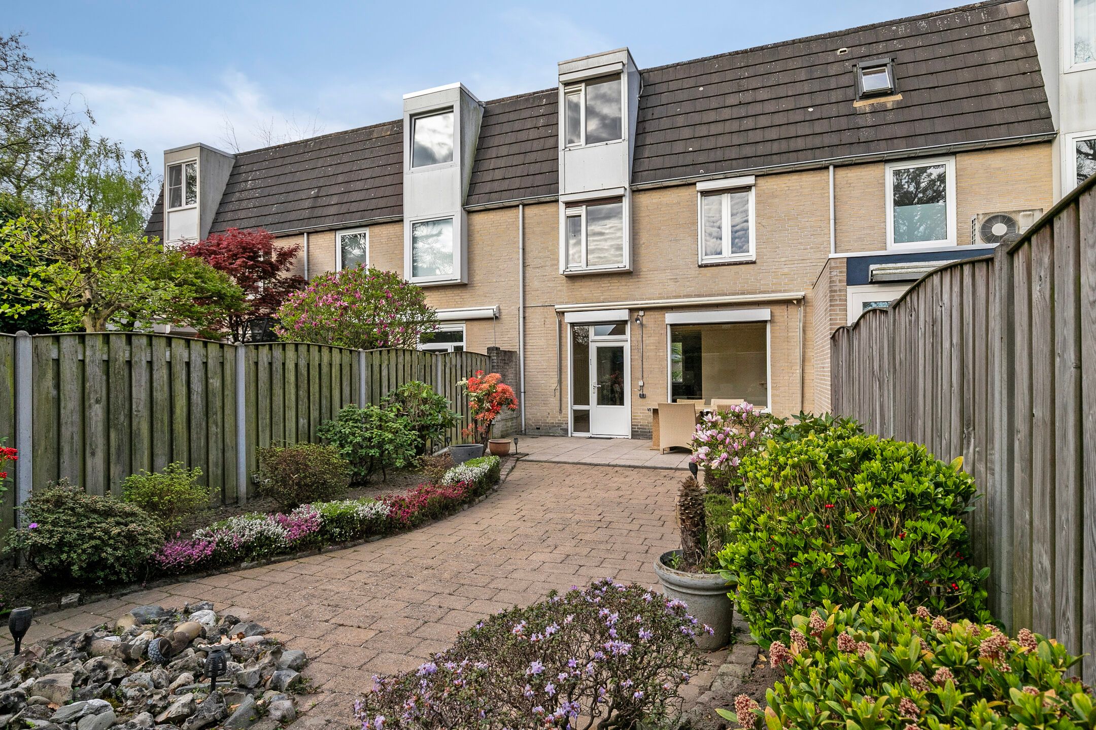 Photo 24 of Eimerick 39