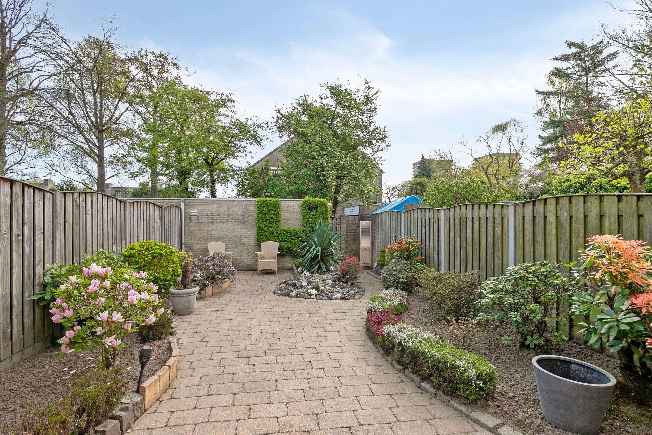 Photo 27 of Eimerick 39