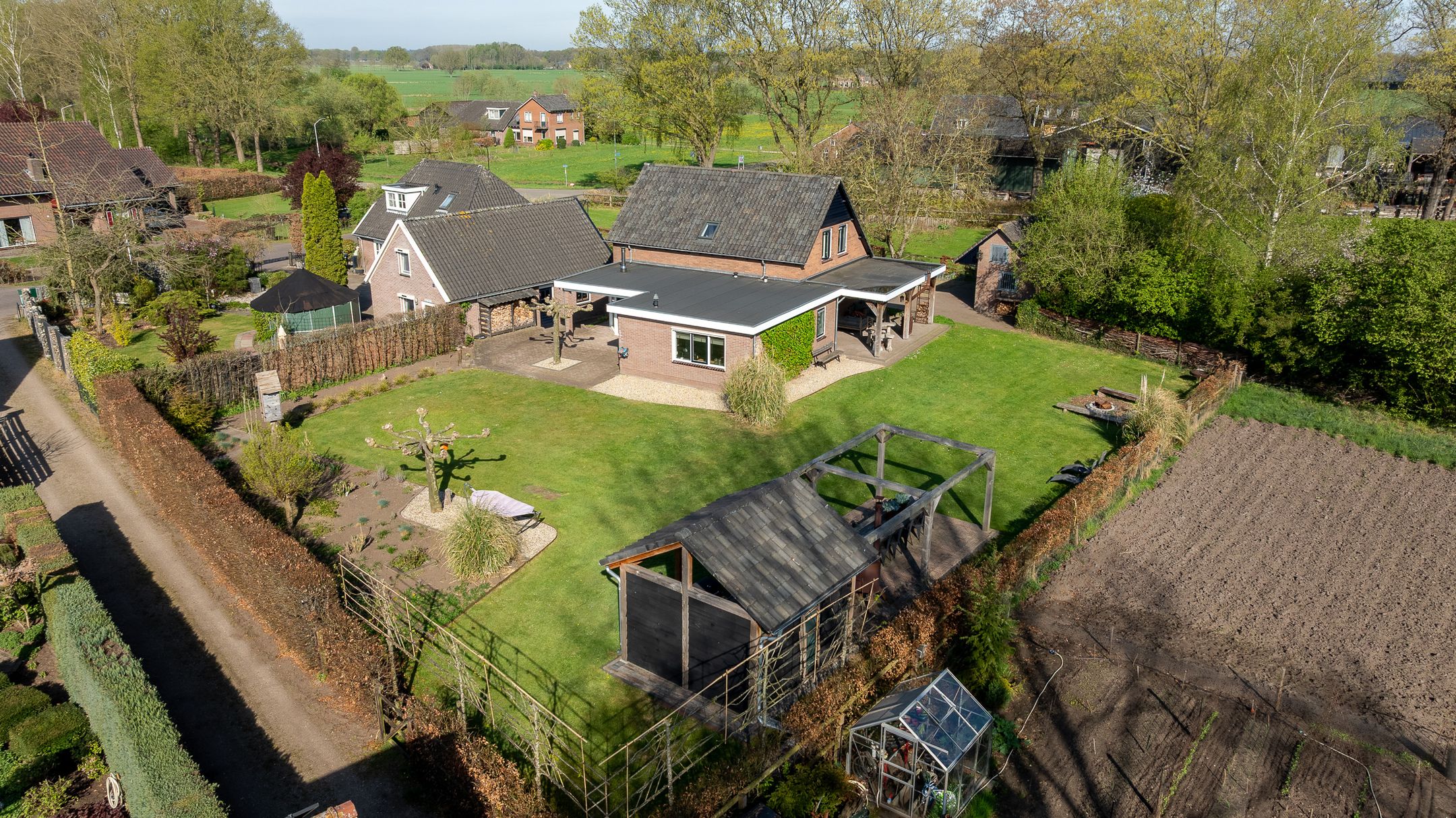 Foto 81 van Loordijk 30