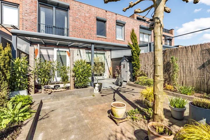 Foto 21 van Potbeker 84