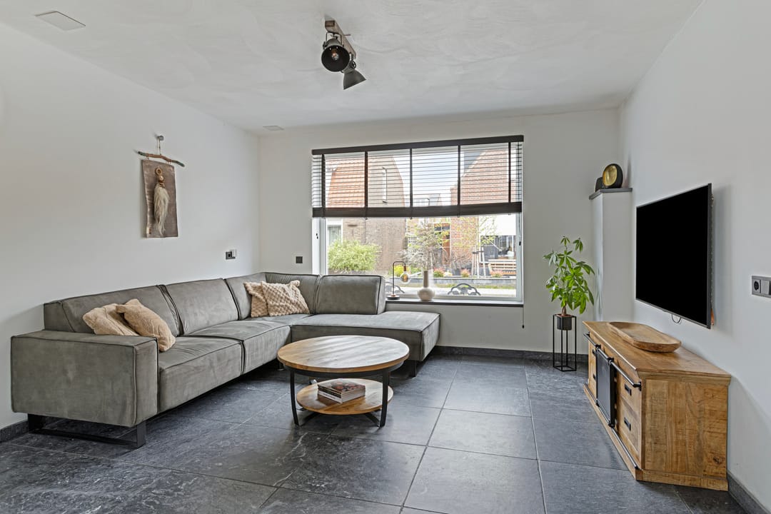 Photo 2 of Prins Hendrikstraat 9