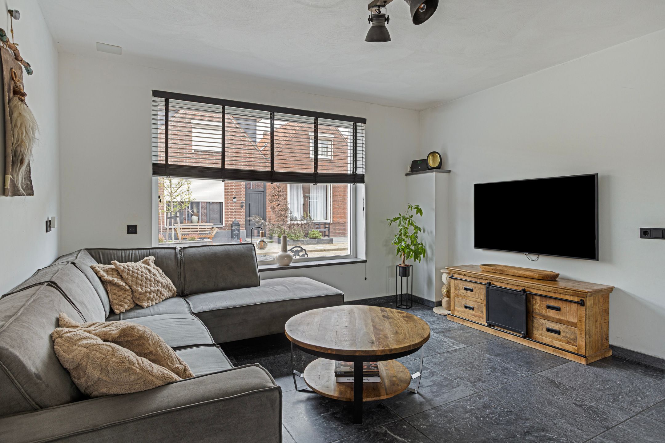 Photo 9 of Prins Hendrikstraat 9