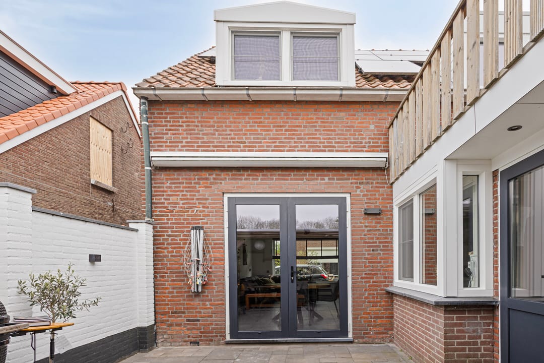 Photo 38 of Prins Hendrikstraat 9