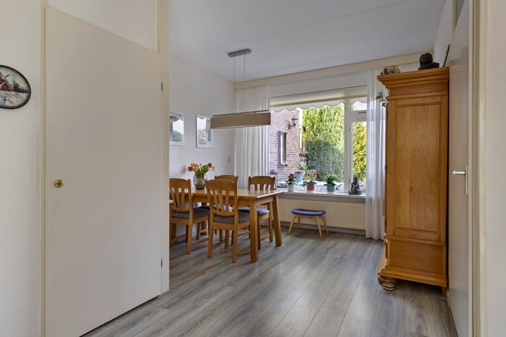 Foto 8 van Vrijheidsplaat 77