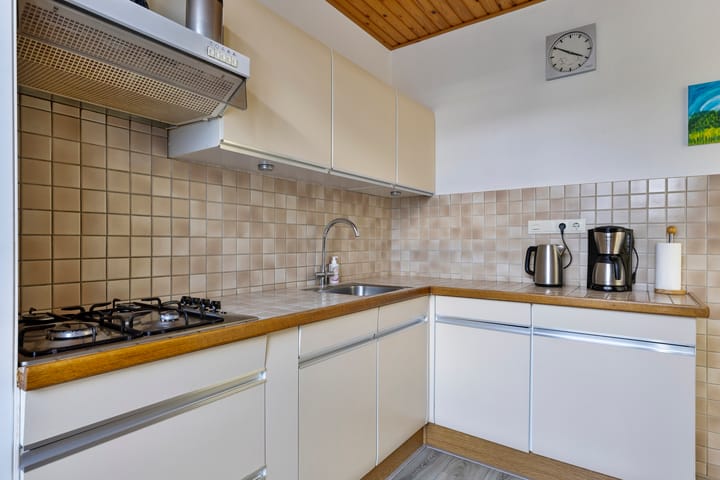 Foto 11 van Vrijheidsplaat 77