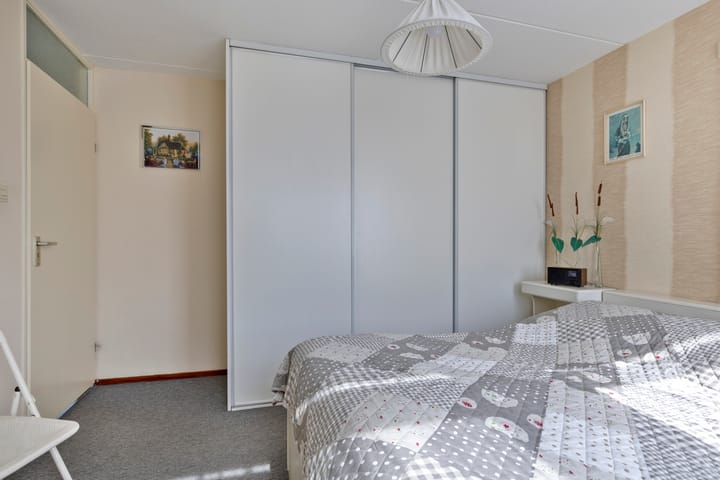 Foto 14 van Vrijheidsplaat 77