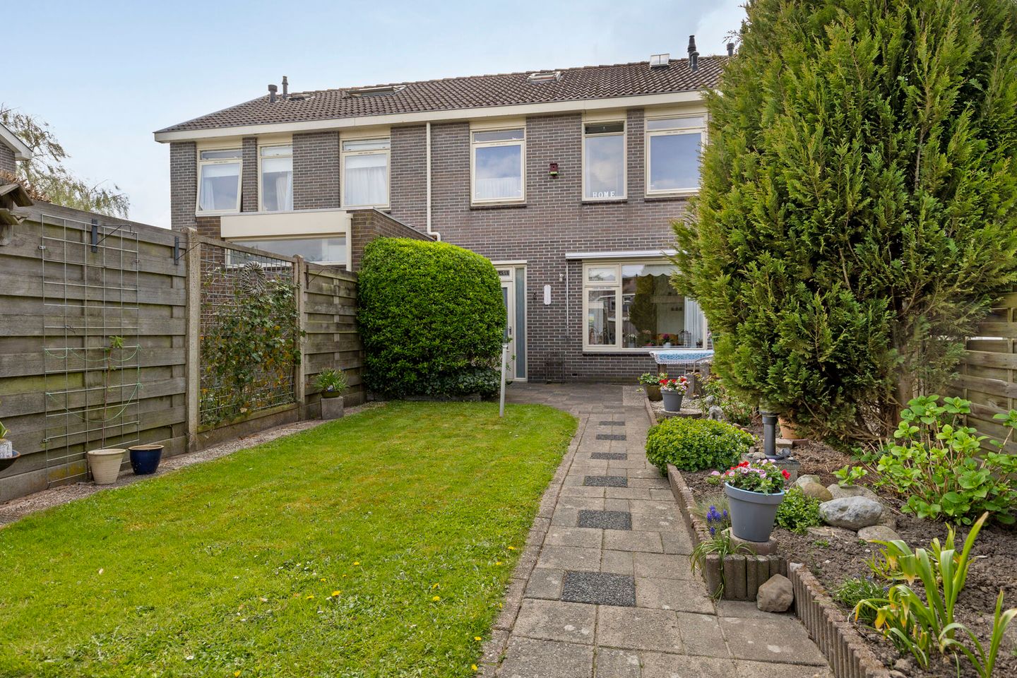 Foto 25 van Vrijheidsplaat 77