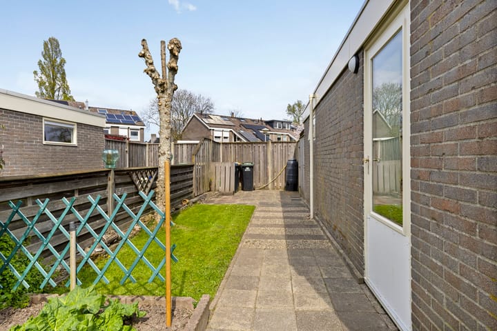 Foto 26 van Vrijheidsplaat 77