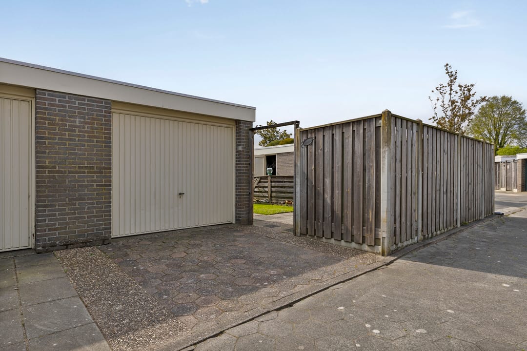 Foto 28 van Vrijheidsplaat 77