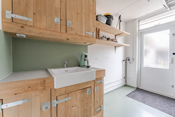 Foto 24 van Veenkade 6