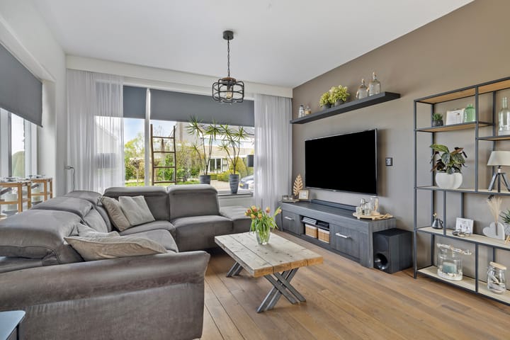 Foto 10 van Toutenburgstraat 21