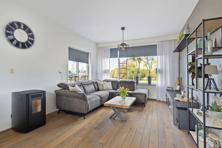 Foto 11 van Toutenburgstraat 21