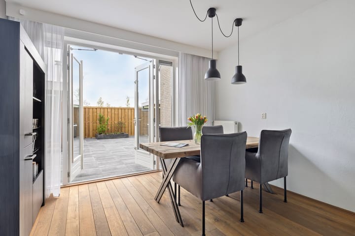 Foto 14 van Toutenburgstraat 21