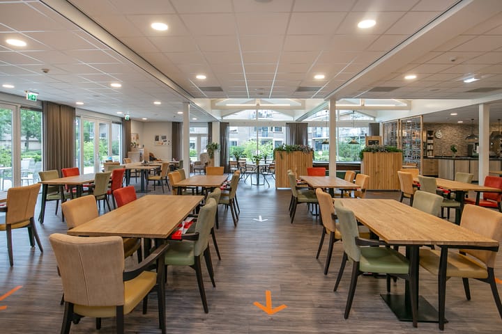 Photo 16 of Prins Bernhardstraat 1-F126