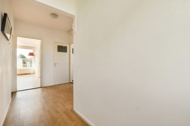 Photo 2 of Arent Janszoon Ernststraat 795