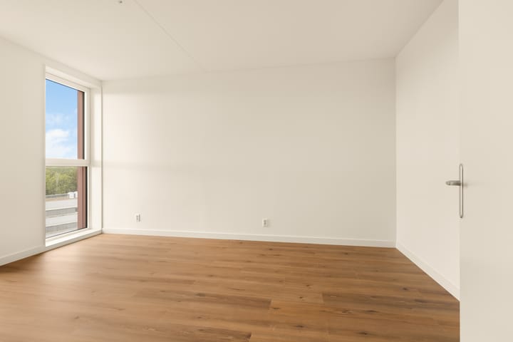 Foto 23 van Mies van der Rohestraat 111