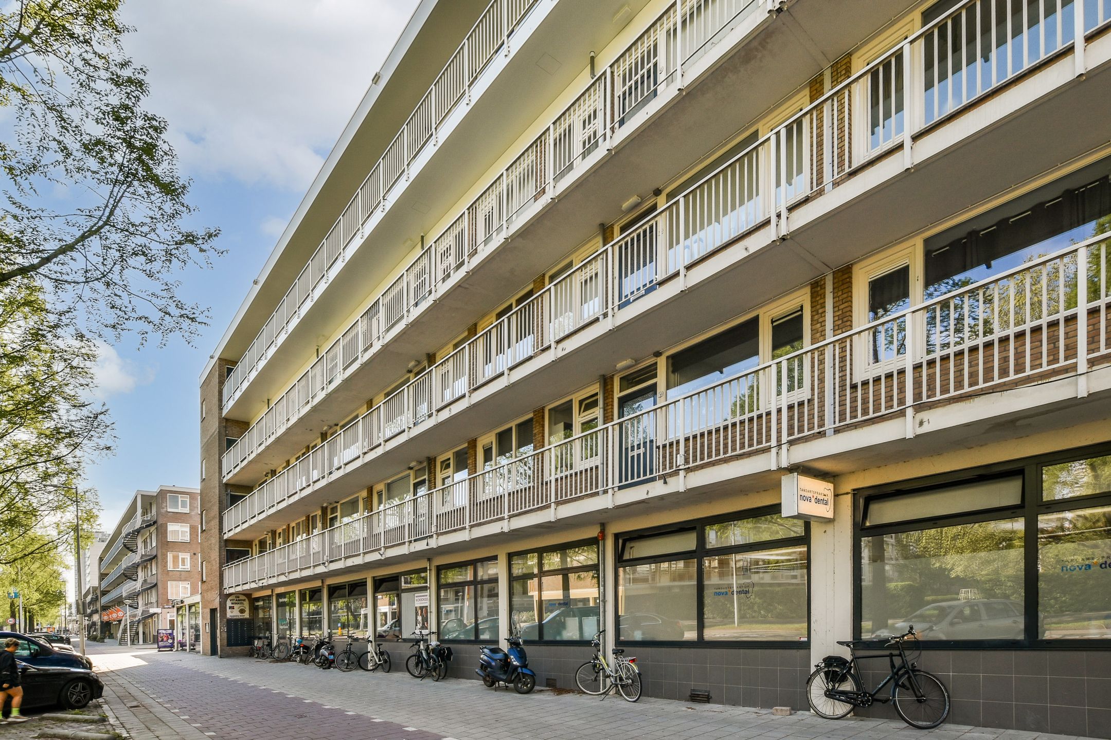 Foto 24 van Arent Janszoon Ernststraat 795