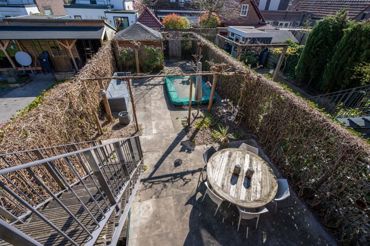 Foto 33 van Burgemeester Jhr. Quarles van Uffordlaan 23