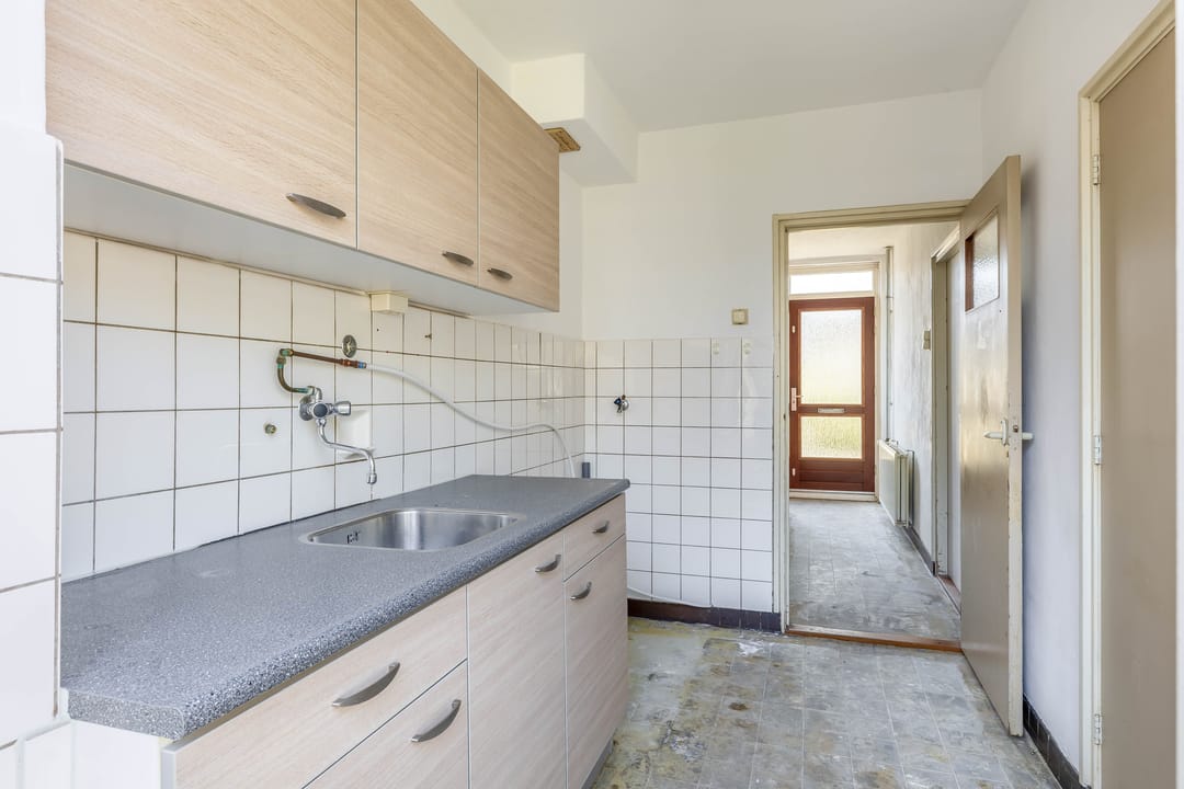 Photo 11 of Aldenhaagstraat 8