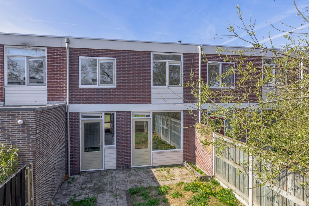 Photo 23 of Aldenhaagstraat 8