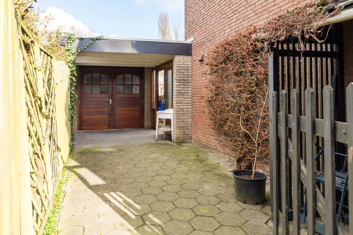 Foto 31 van Silvanusstraat 12