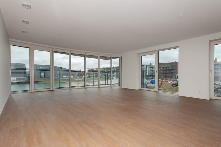 Photo 7 of Hellingweg 151-C