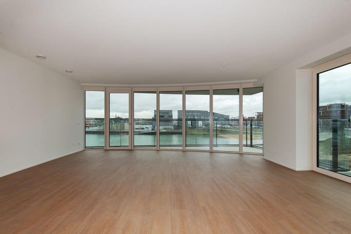 Photo 8 of Hellingweg 151-C