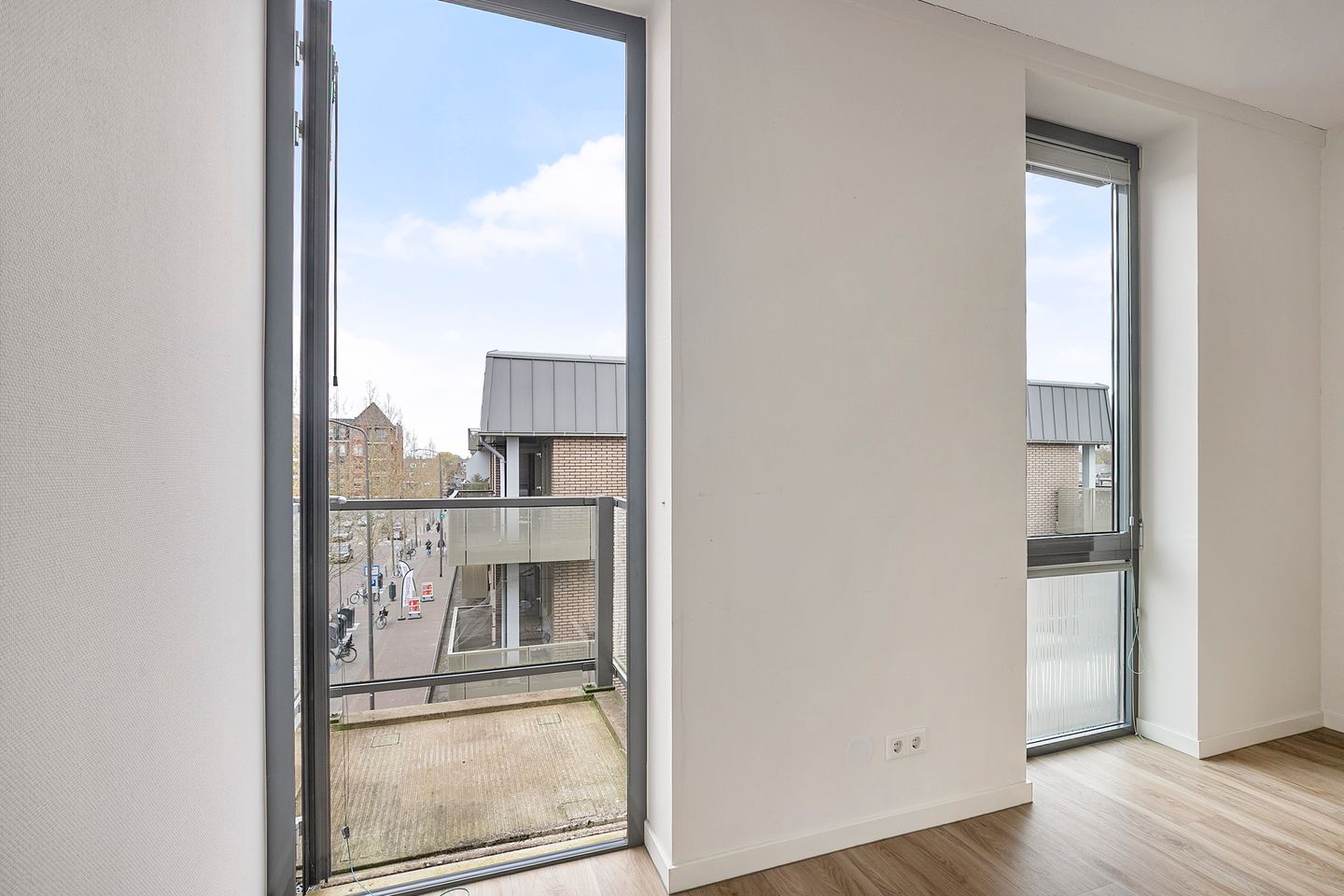 Photo 10 of Europaplein 63