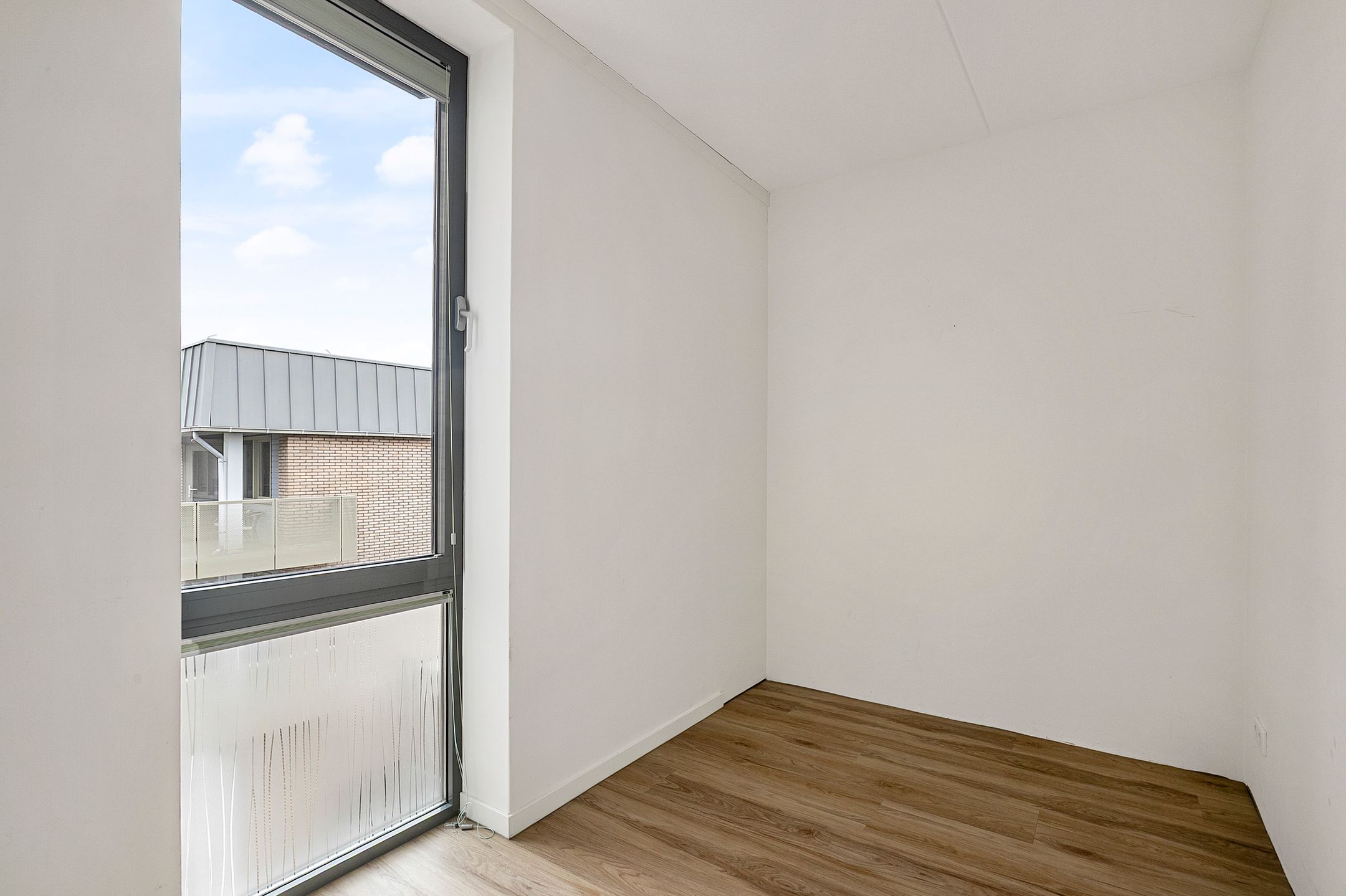 Photo 12 of Europaplein 63