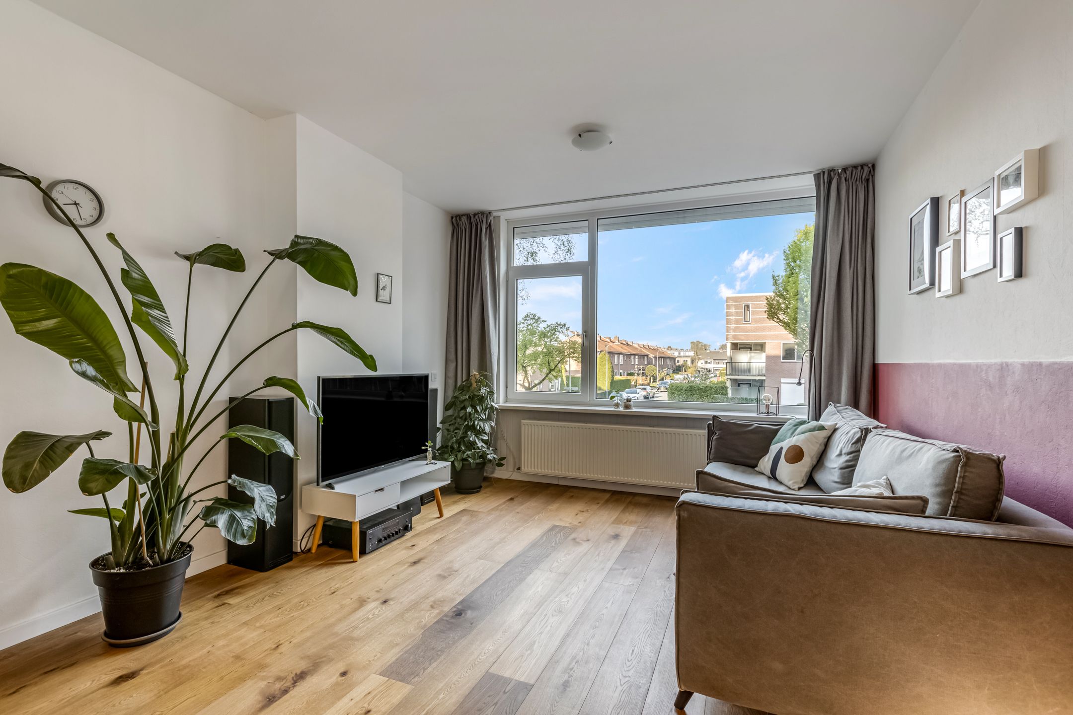 Photo 12 of Evertsenstraat 57