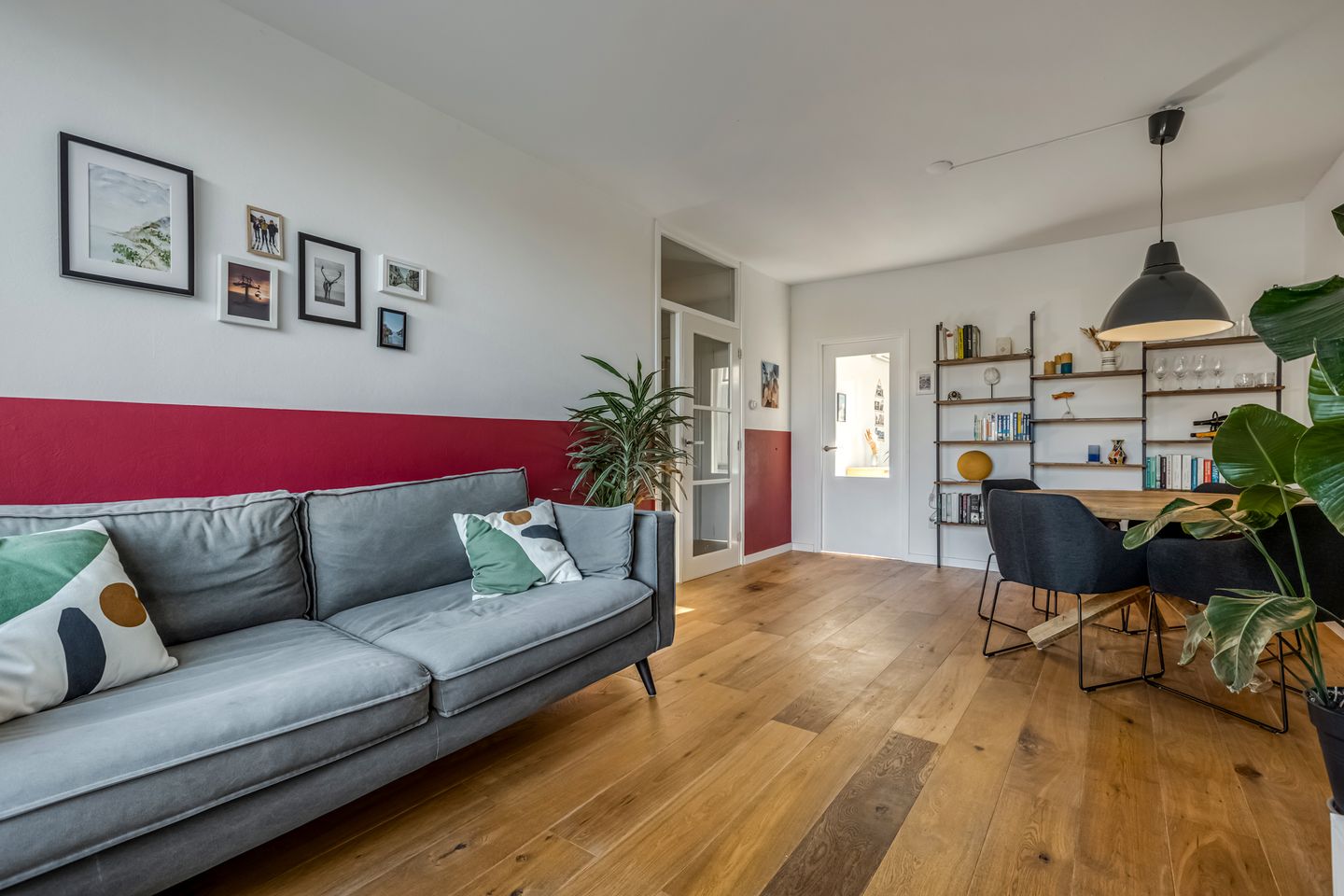 Photo 14 of Evertsenstraat 57