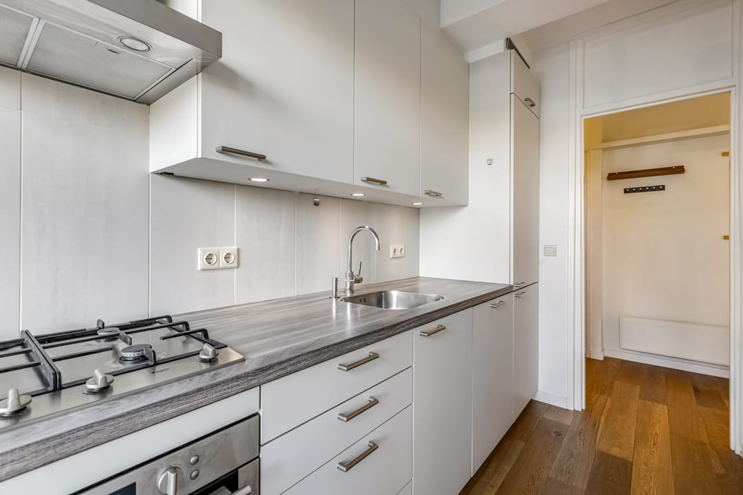 Photo 16 of Evertsenstraat 57